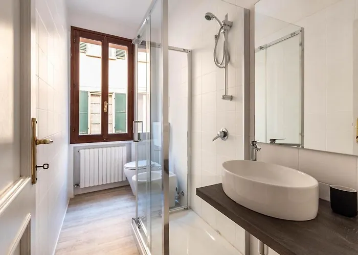 - Centro Storico Apartment Reggio Emilia